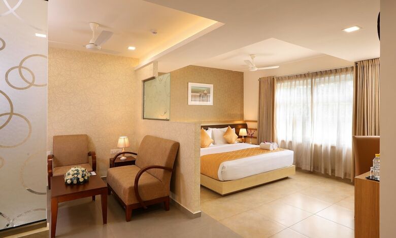 Hotel Flora Charishma Residency Aluva