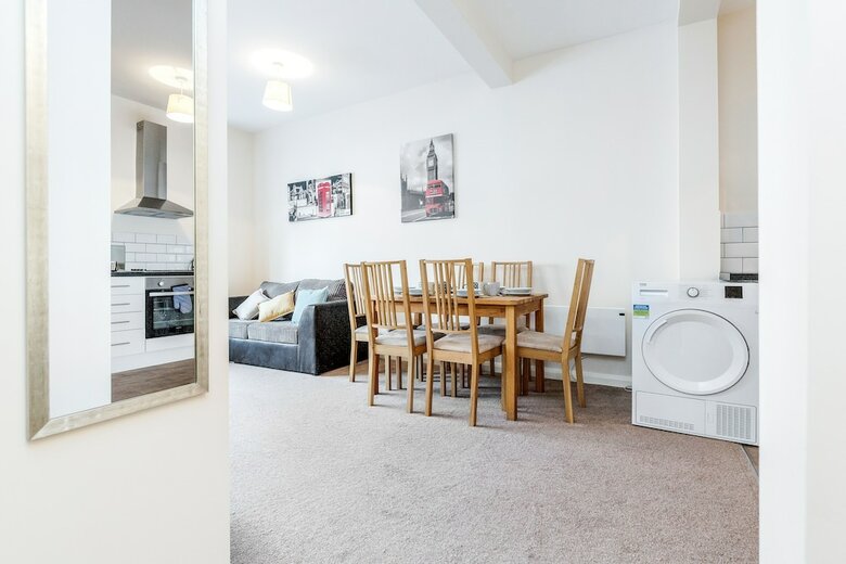 Manor Lodge Apartments