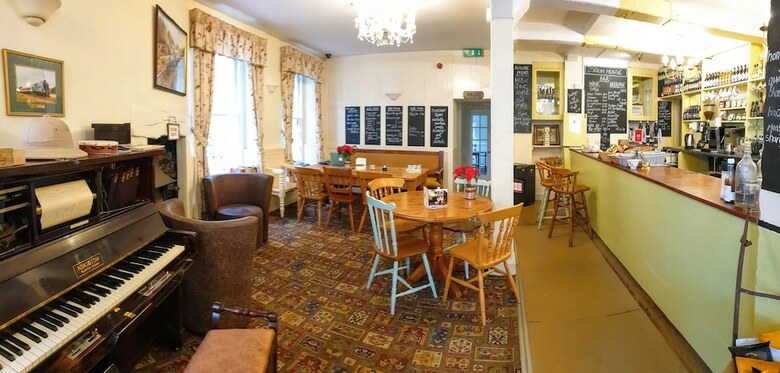 Hotel Station House