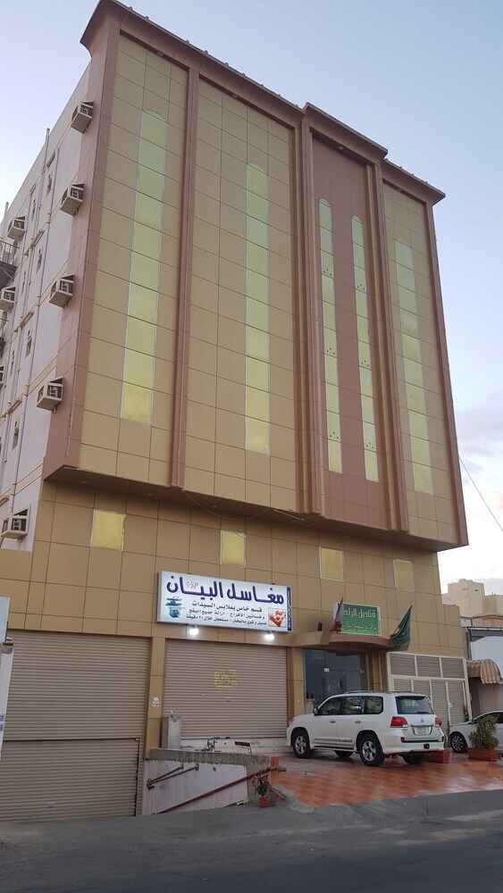 Qanadil Al Raha Hotel Apartments (Families Only)
