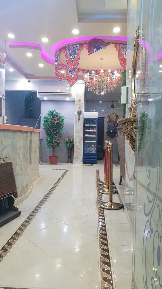 Qanadil Al Raha Hotel Apartments (Families Only)