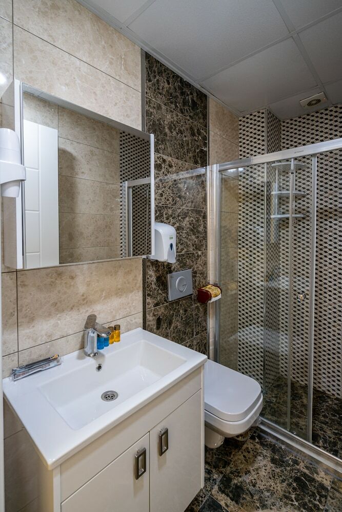 Sist 34 Suit Hotel