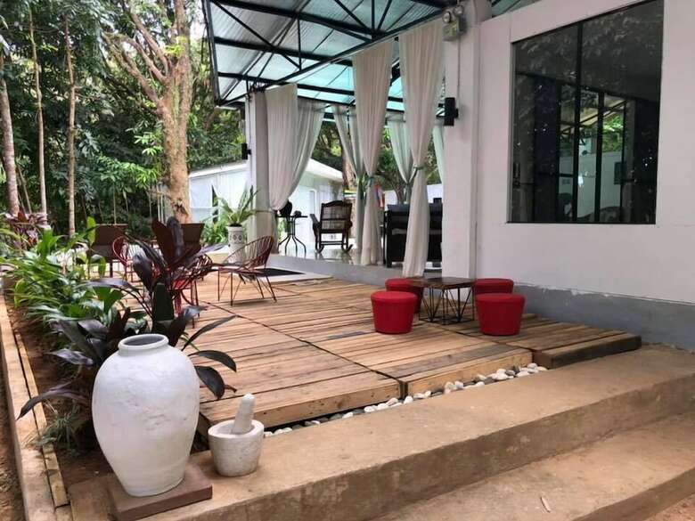 Hotel Balconahe Resto Camp