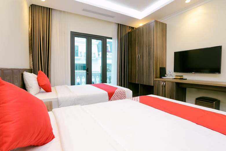 Oyo 562 Halong Legend Hotel