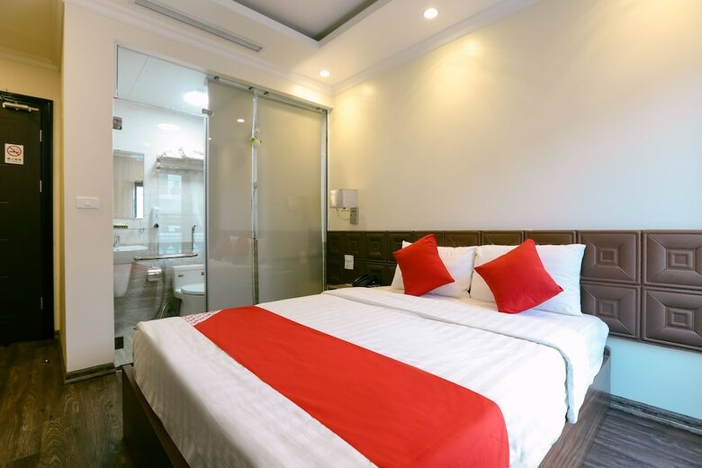 Oyo 562 Halong Legend Hotel