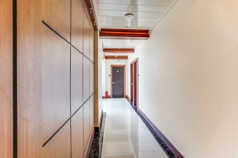 Oyo 489 Casa Mia Hotel Suites
