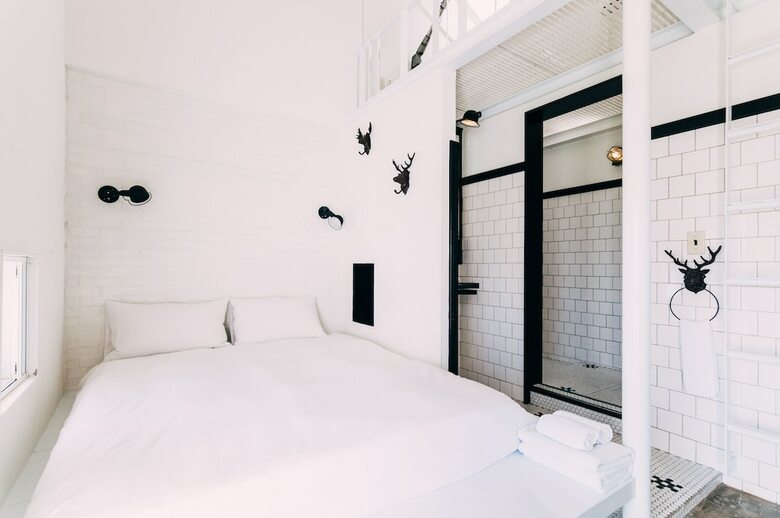 Bed & Breakfast Ocean Day By Day