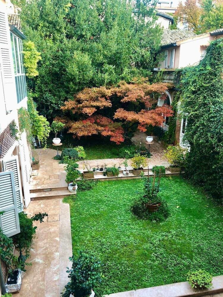 Bed & Breakfast The Secret Escape