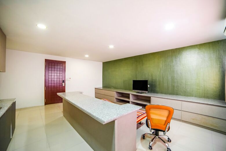 Hotel Oyo 460 Int Place