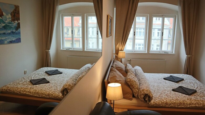 Aparthotel Historical Place Under Castle