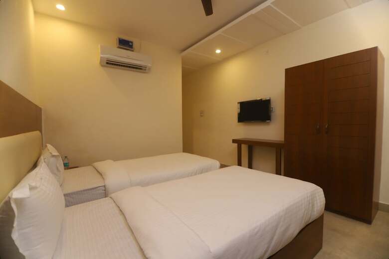 Hotel Shiva Yog Sthal