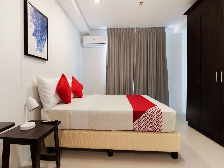 Hotel Oyo 533 Amina Plaza