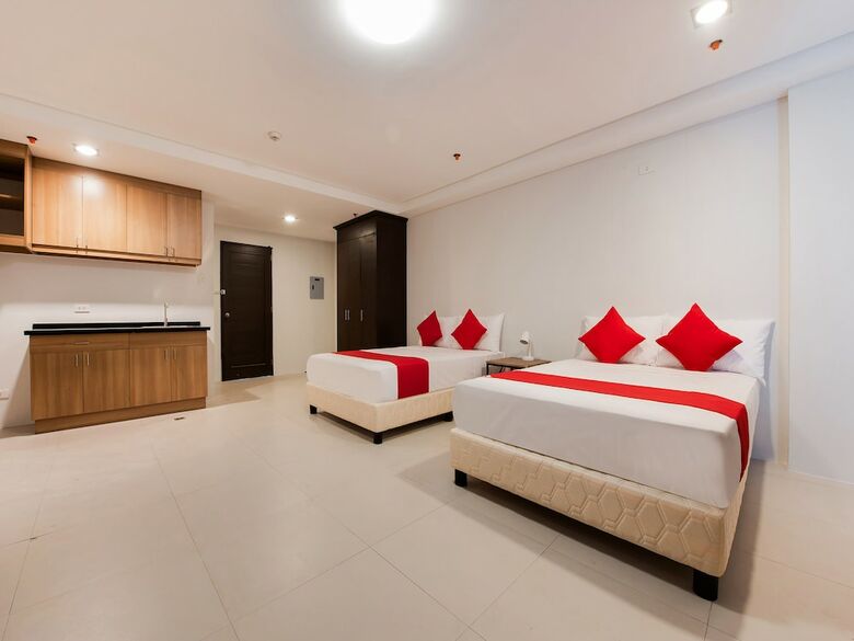 Hotel Oyo 533 Amina Plaza