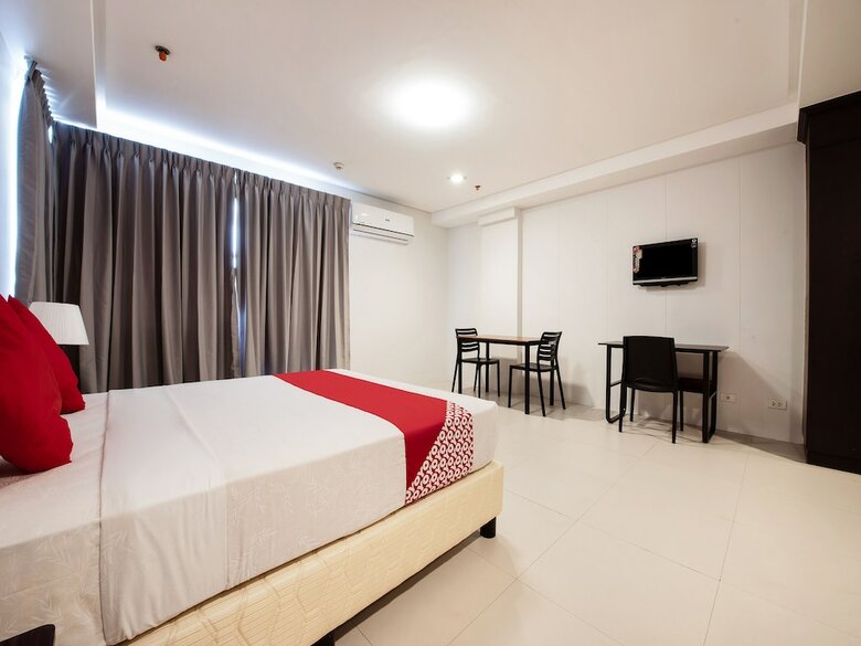 Hotel Oyo 533 Amina Plaza