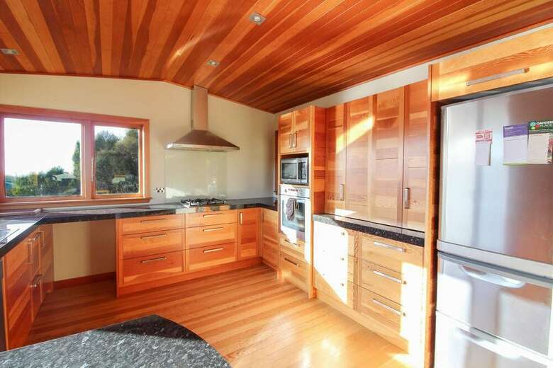 Taieri Mouth Secluded Sanctuary