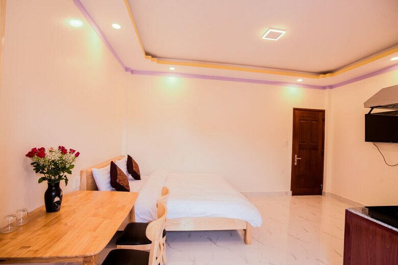 Chu Nguyen Hotel