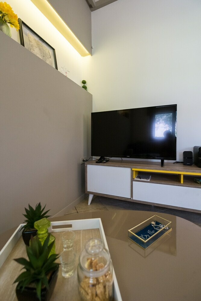 Apartamentos Newly Renovated Garden Flat