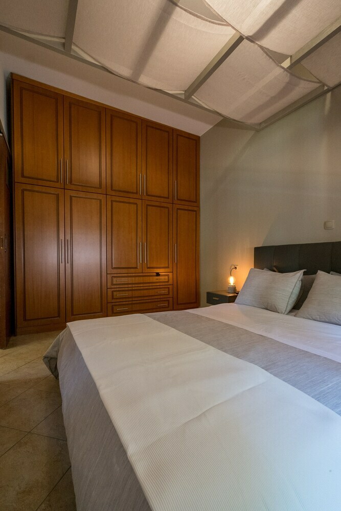Apartamentos Newly Renovated Garden Flat