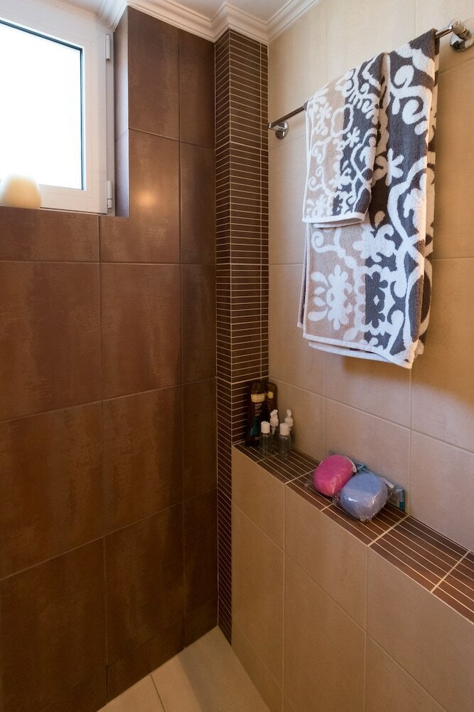 Apartamentos Newly Renovated Garden Flat