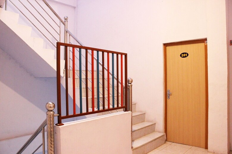 Hostal Oyo 2044 Star Hill Inn