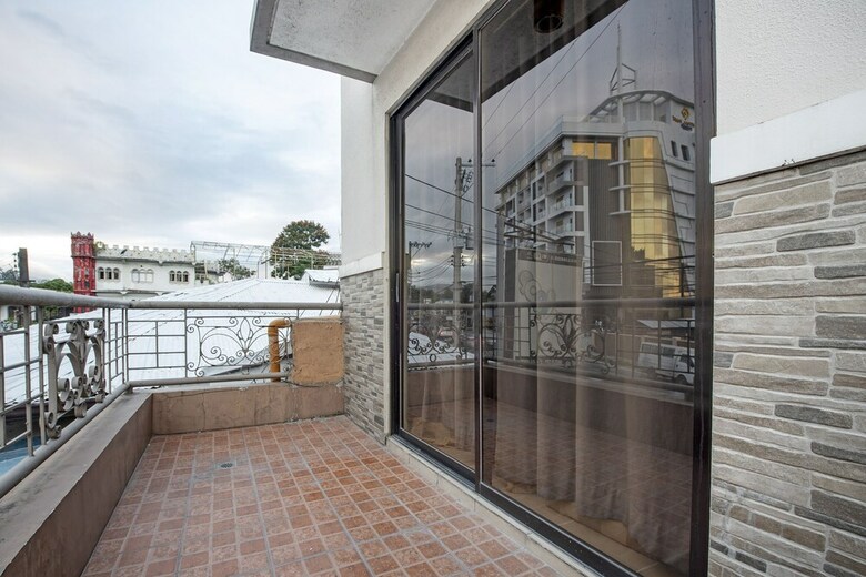 Oyo 497 Paradise Hotel