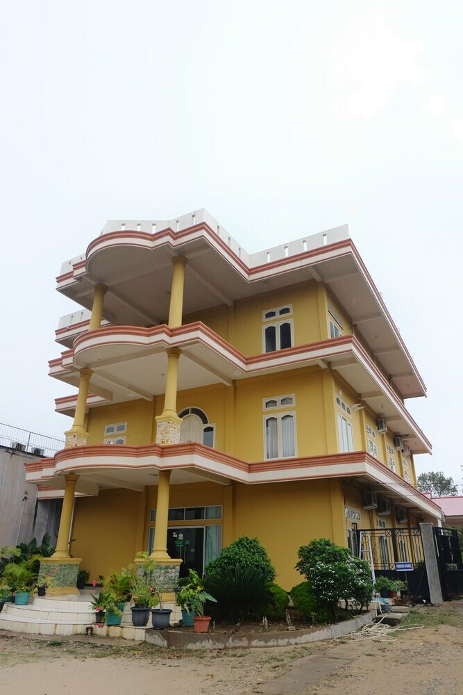 Oyo 1426 Assyifa Hotel