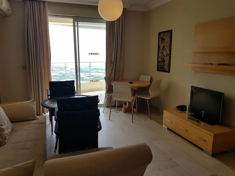 Goldcity Apartments