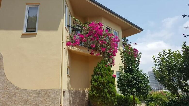 Goldcity Apartments