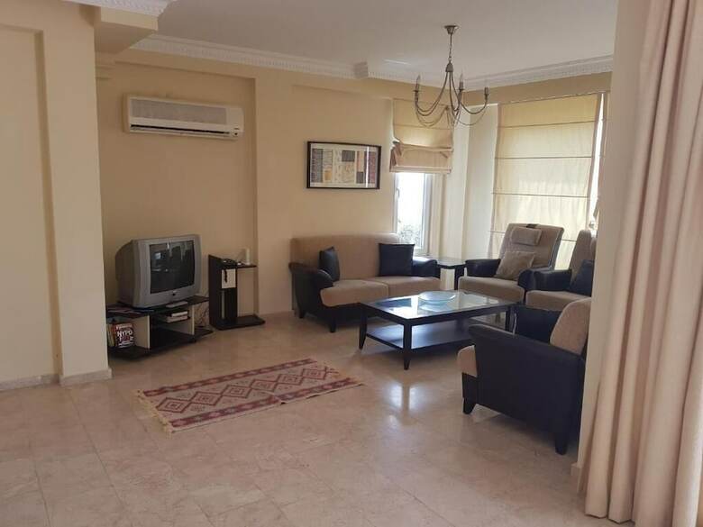 Goldcity Apartments