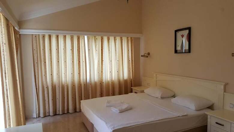 Goldcity Apartments