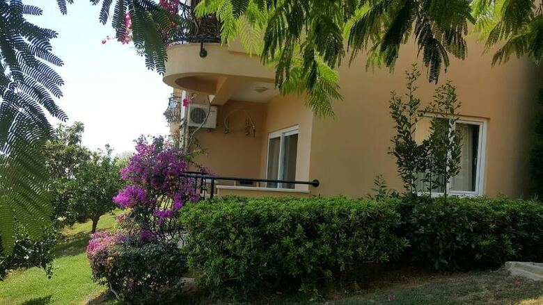 Goldcity Apartments