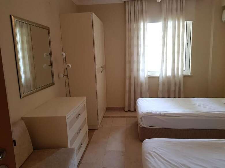 Goldcity Apartments