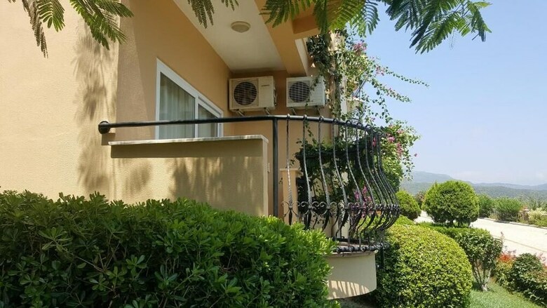 Goldcity Apartments