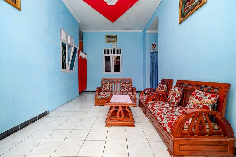 Hostal Spot On 2106 Homestay Flamboyan