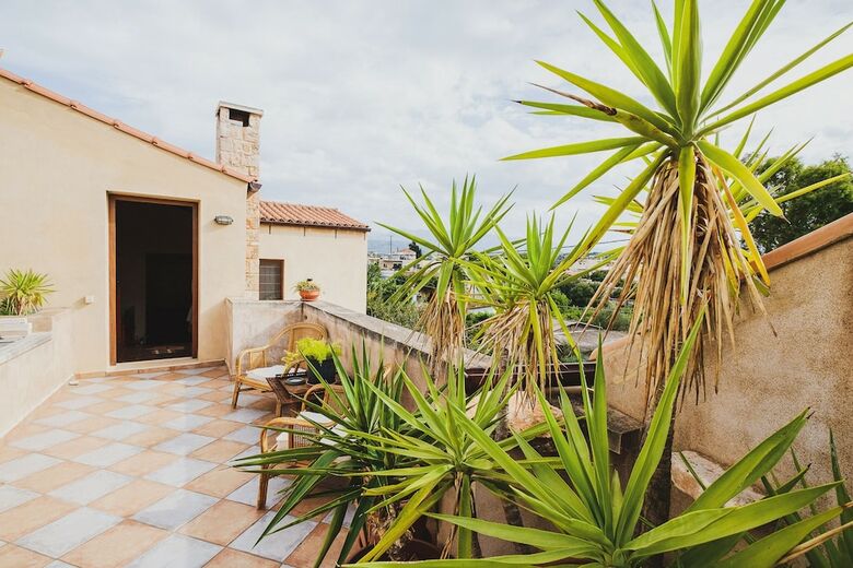 Serene Indoor Pool & Hamam Villa