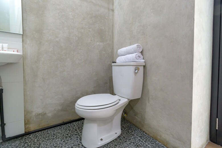 Hotel Oyo 1645 Lot56