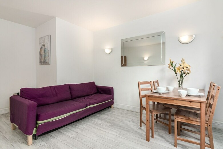 Bright Tower Of London Apartment