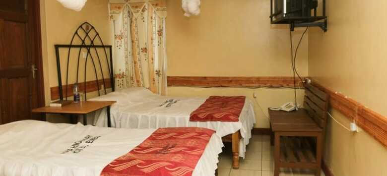 Maina Highway Hotel