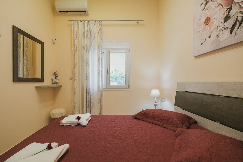 Villa Spacious & New Fully Equipped Home With Parking