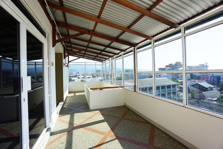 Hotel Oyo 1429 Bastiana Residence