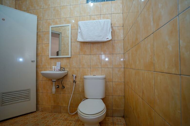 Hotel Oyo 1844 Bravo Residence