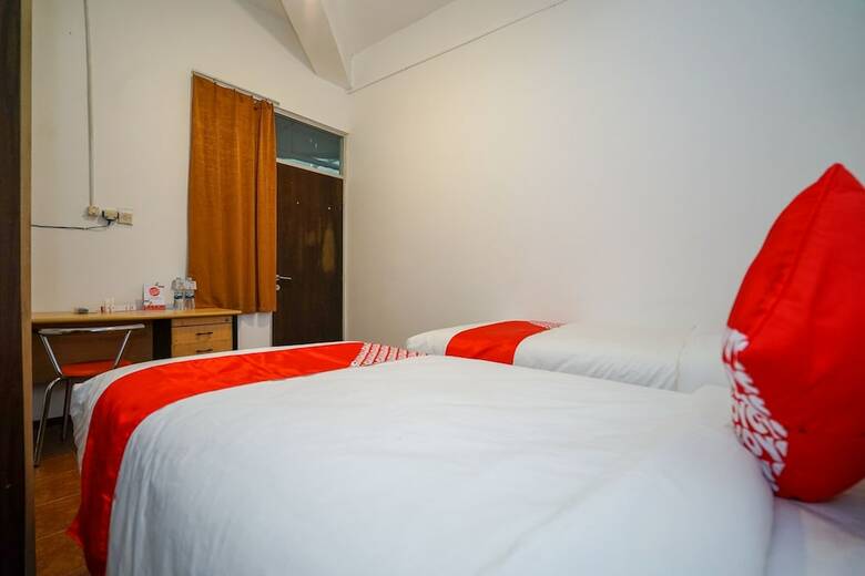 Hotel Oyo 1844 Bravo Residence