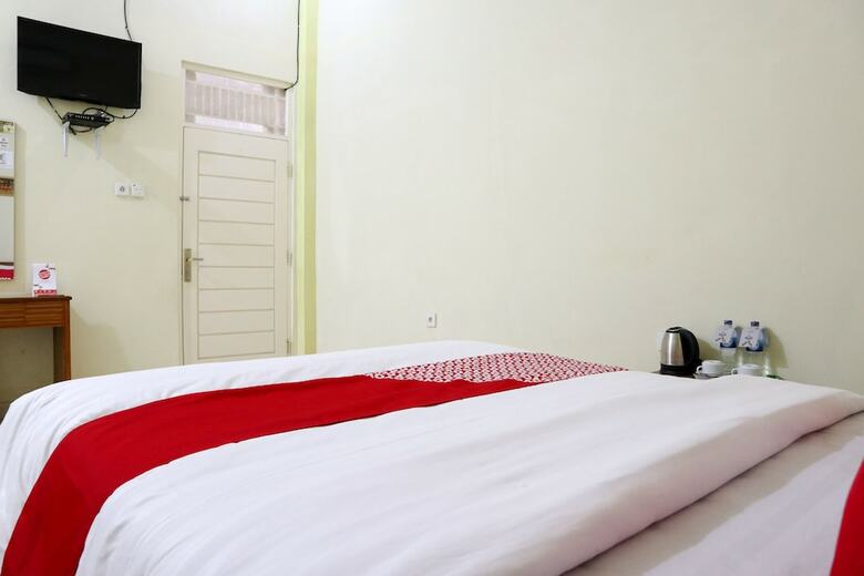 Oyo 1858 Hotel Almadinah Syariah