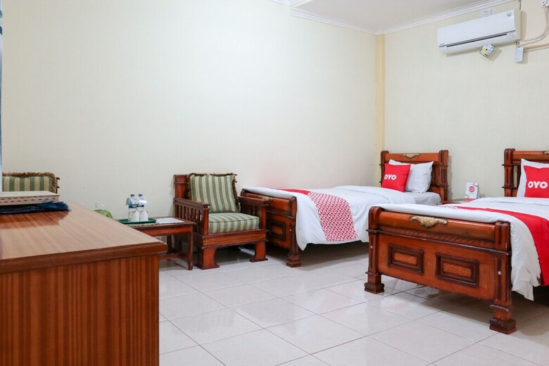 Oyo 1858 Hotel Almadinah Syariah