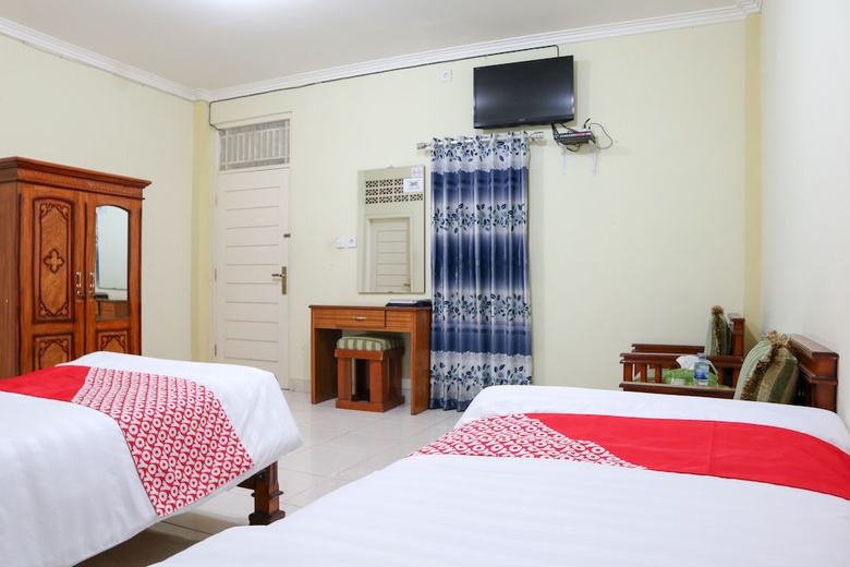 Oyo 1858 Hotel Almadinah Syariah