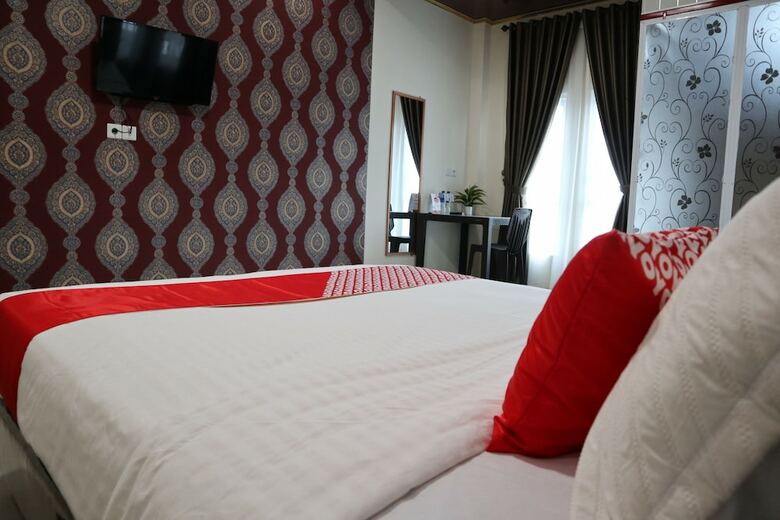 Hotel Oyo 1648 Penginapan Three Joye