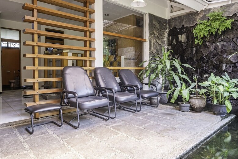 Hotel Oyo 1646 Imelda Residence