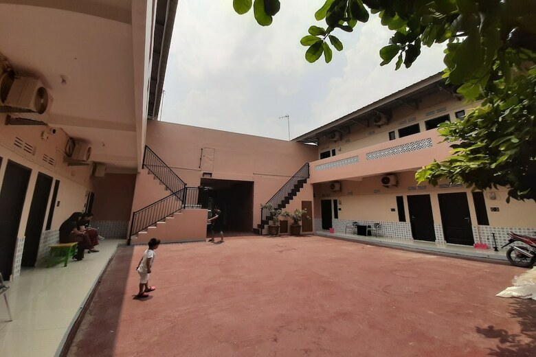 Hotel Oyo 1792 Ananda Kost