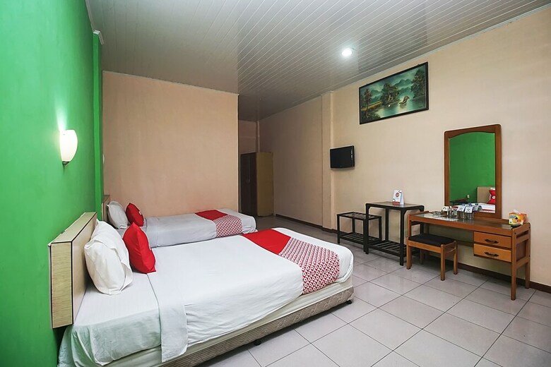 Oyo 2079 Jambi Raya Hotel
