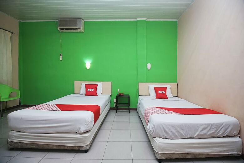 Oyo 2079 Jambi Raya Hotel